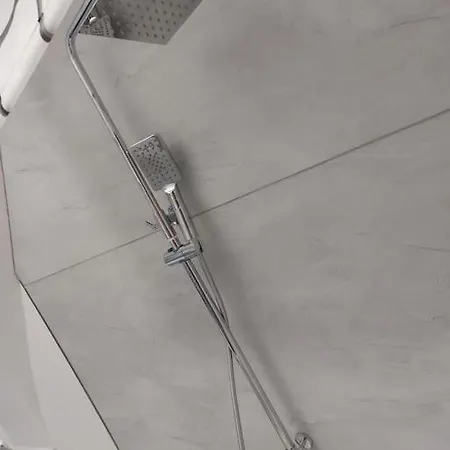 דירה Rooftop Apartmens - Komfortable Neue Gemeinschaftsunterkunft Im Herzen Von - Raum 1 *